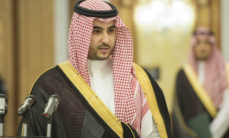 ماذا كان يشغل مناصب الأمير خالد بن سلمان بن عبد العزيز قبل توليه وزير الدفاع